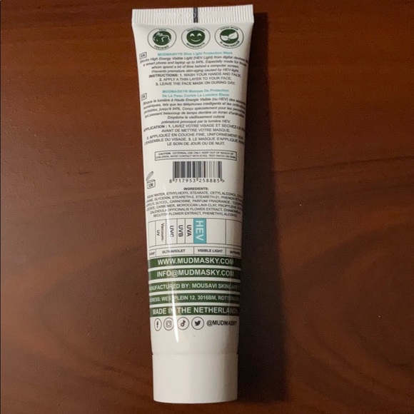 Mudmasky blue light protection mask - Picture 2 of 5